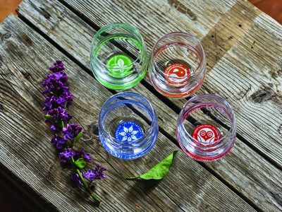 Four 250ml Mythos Glasses in 4 colorus owiht symbols and positive affirmations on their bases